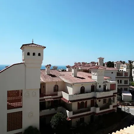 Monte Duquesa - 4 Bedroom Apt, 3 Bathrooms Close To Port And Beach, Communal Pool Apartment Manilva