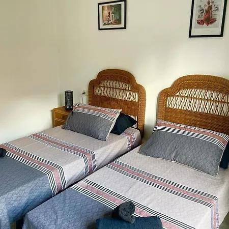 Monte Duquesa - 4 Bedroom Apt, 3 Bathrooms Close To Port And Beach, Communal Pool