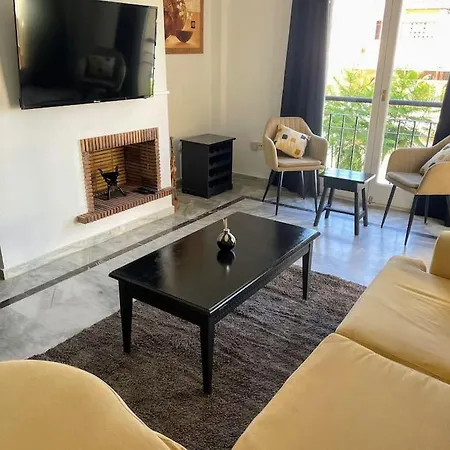 Monte Duquesa - 4 Bedroom Apt, 3 Bathrooms Close To Port And Beach, Communal Pool Apartment Manilva