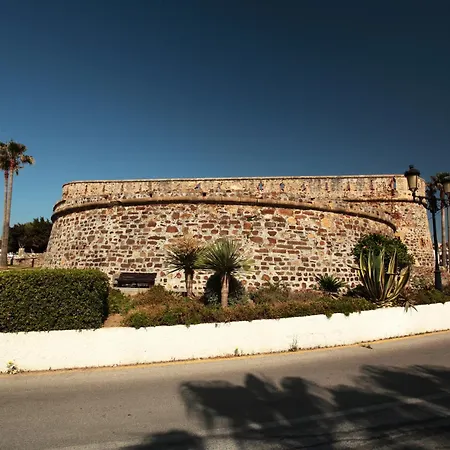 Monte Duquesa - 4 Bedroom Apt, 3 Bathrooms Close To Port And Beach, Communal Pool Manilva